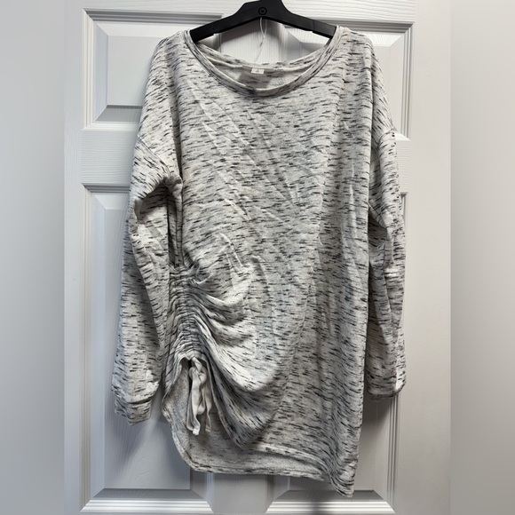 Motherhood Maternity Lighweight Sweater Top - Picture 1 of 4